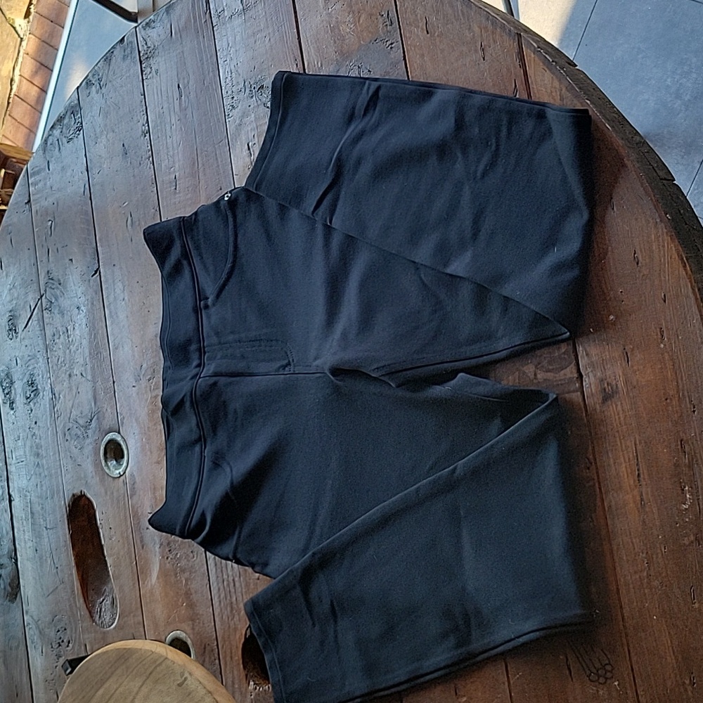 NWOT SPANX Basic Black Pull On  M